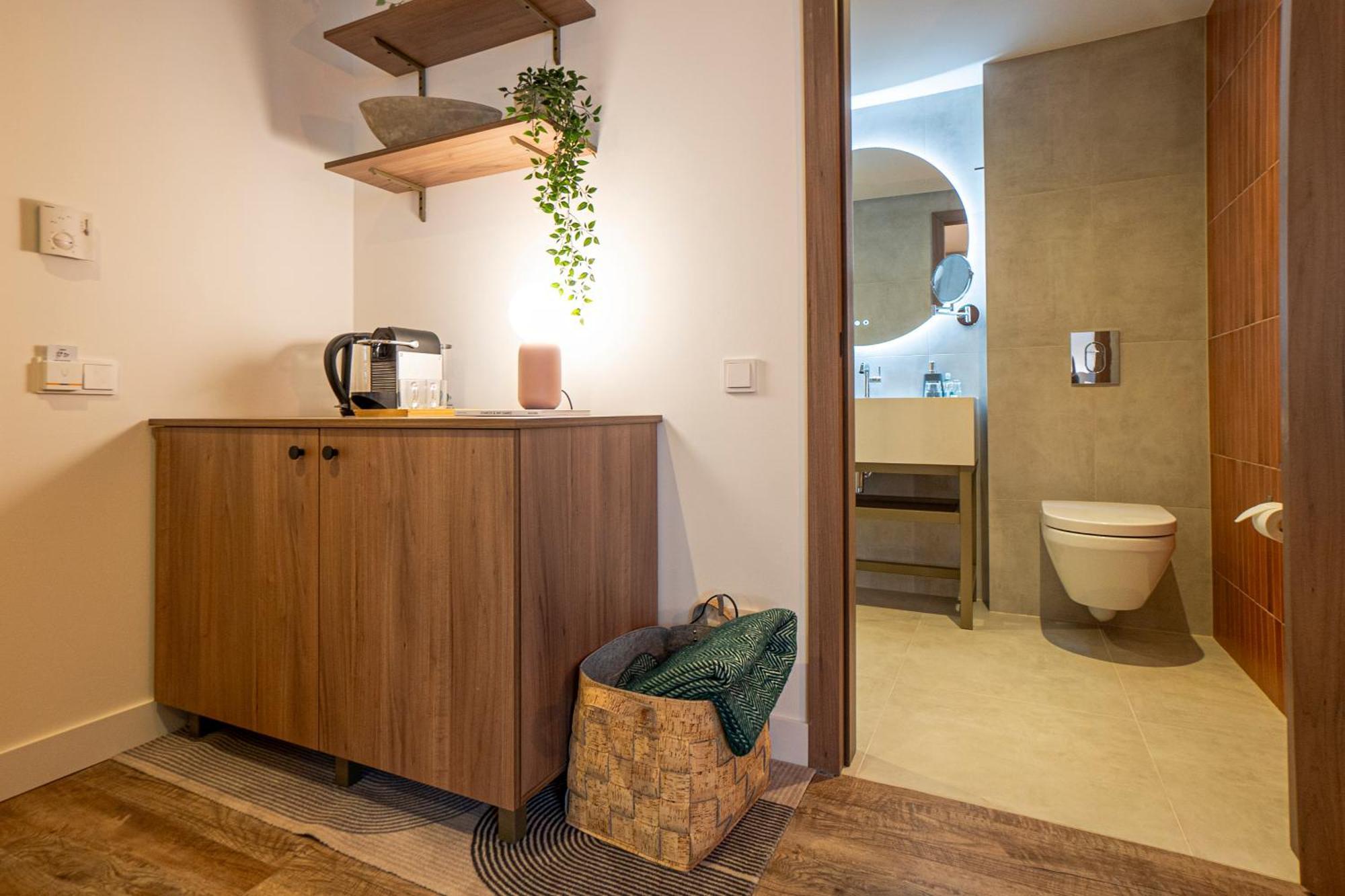 Hotel Fortyplusone Hotel, New! Soft Opening 4*